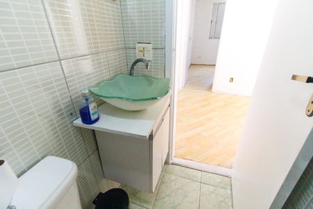 Apartamento para alugar com 65m², 2 quartos e 1 vaga Apartamento para alugar com 65m², 2 quartos e 1 vagaBanheiro