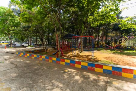 Apartamento para alugar com 65m², 2 quartos e 1 vaga Apartamento para alugar com 65m², 2 quartos e 1 vagaÁrea Comum