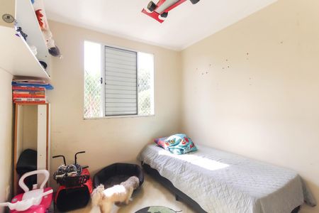 Quarto 2 de apartamento para alugar com 2 quartos, 65m² em Vila Carmosina, São Paulo