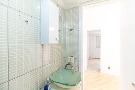 Apartamento para alugar com 65m², 2 quartos e 1 vaga Apartamento para alugar com 65m², 2 quartos e 1 vagaBanheiro