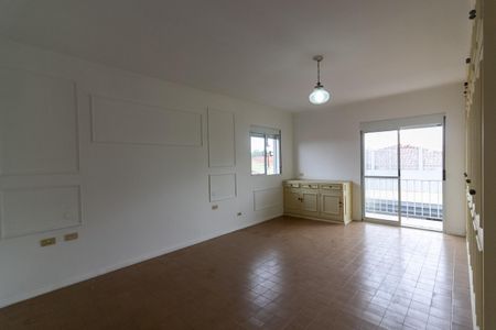 Casa à venda com 242m², 4 quartos e 4 vagas Casa à venda com 242m², 4 quartos e 4 vagasSuíte 1