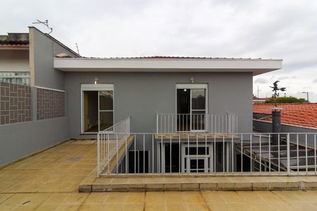 Casa à venda com 242m², 4 quartos e 4 vagas Casa à venda com 242m², 4 quartos e 4 vagasTerraço Suíte 2
