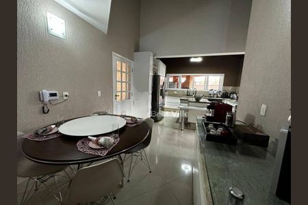 Casa à venda com 4 quartos, 650m² em Alphaville, Santana de Parnaíba