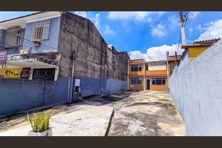 Casa à venda com 269m², 4 quartos e 6 vagasEntrada / garagem