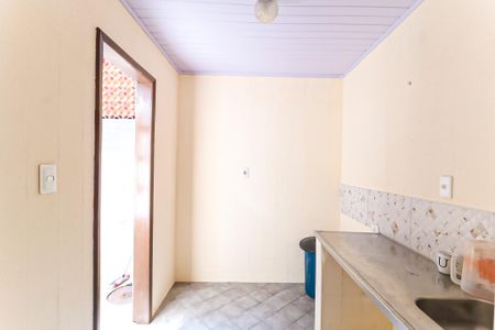 Casa à venda com 269m², 4 quartos e 6 vagasCozinha