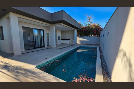 Casa à venda com 3 quartos, 180m² em Várzea, Lagoa Santa