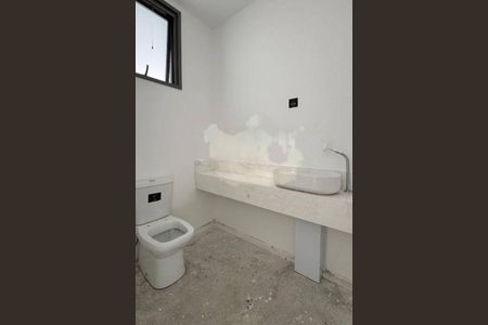 Casa à venda com 3 quartos, 310m² em Centro Empresarial Tamboré, Santana de Parnaíba