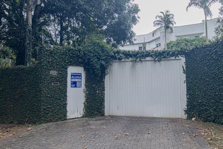 Casa para alugar com 643m², 3 quartos e 3 vagasPlaca