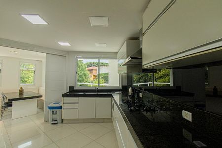 Casa para alugar com 643m², 3 quartos e 3 vagasCozinha