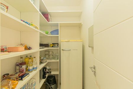 Casa para alugar com 643m², 3 quartos e 3 vagasDispensa