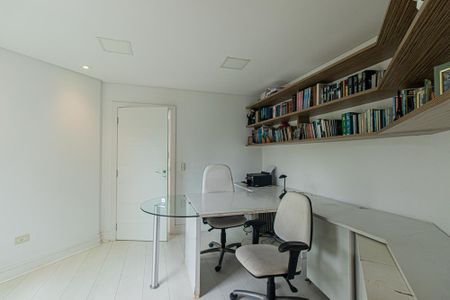 Casa para alugar com 643m², 3 quartos e 3 vagasEscritório