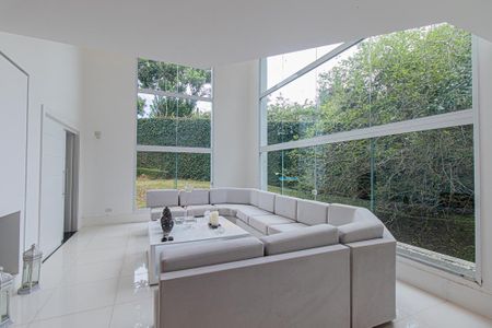 Casa para alugar com 643m², 3 quartos e 3 vagasSala