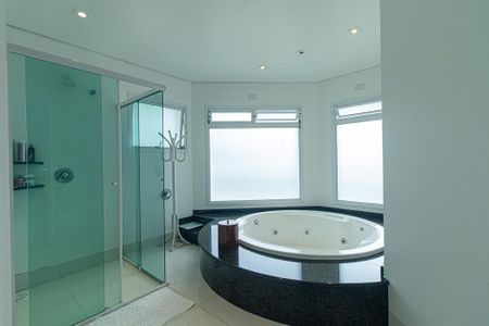 Casa para alugar com 643m², 3 quartos e 3 vagasBanheiro da Suíte 2