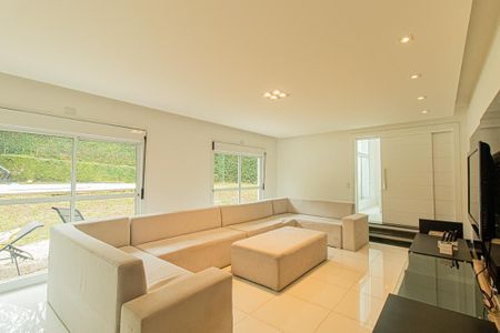 Casa para alugar com 643m², 3 quartos e 3 vagasSala de TV