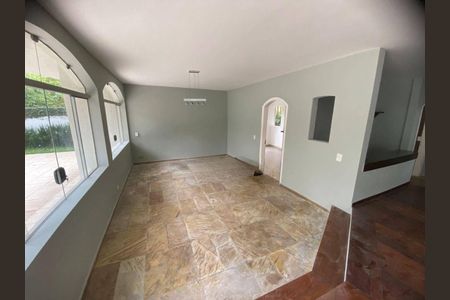 Casa à venda com 560m², 3 quartos e 4 vagas