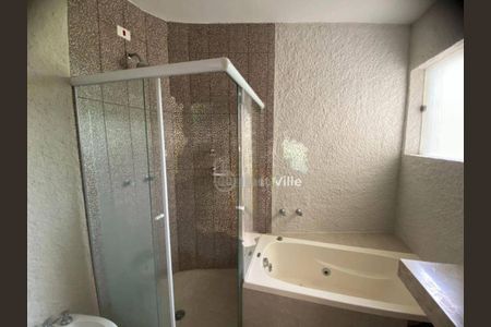 Casa à venda com 560m², 3 quartos e 4 vagas