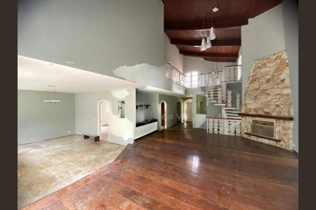 Casa à venda com 560m², 3 quartos e 4 vagas