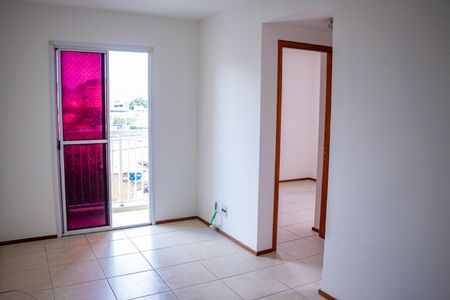 Sala de apartamento para alugar com 2 quartos, 56m² em Irajá, Rio de Janeiro
