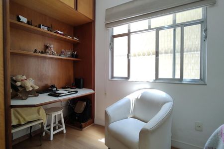 Casa de condomínio à venda com 319m², 4 quartos e 2 vagasQuarto 2