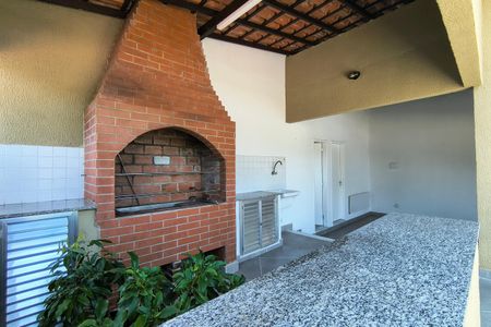 Casa de condomínio à venda com 319m², 4 quartos e 2 vagasChurrasqueira