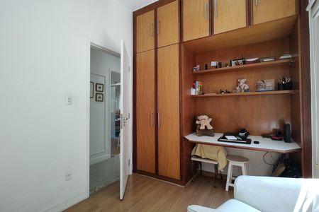 Casa de condomínio à venda com 319m², 4 quartos e 2 vagasQuarto 2