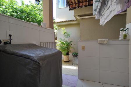 Casa de condomínio à venda com 319m², 4 quartos e 2 vagasÁrea de Serviço 2