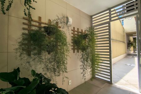 Casa de condomínio à venda com 319m², 4 quartos e 2 vagasVaranda