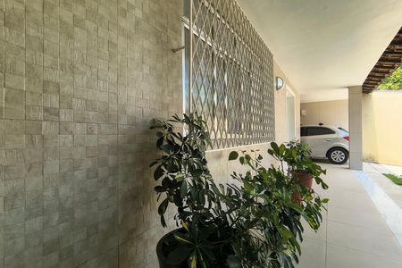 Casa de condomínio à venda com 319m², 4 quartos e 2 vagasVaranda