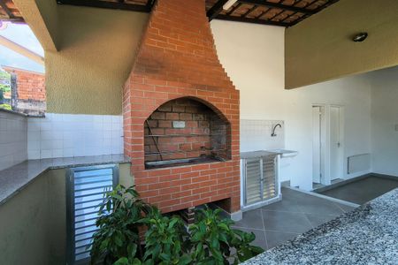 Casa de condomínio à venda com 319m², 4 quartos e 2 vagasChurrasqueira