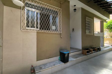 Casa de condomínio à venda com 319m², 4 quartos e 2 vagasAnexo
