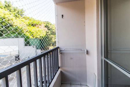 Varanda de apartamento para alugar com 2 quartos, 45m² em Vila Caldas, Carapicuíba