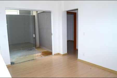 Sala de apartamento para alugar com 2 quartos, 49m² em Goiânia, Belo Horizonte