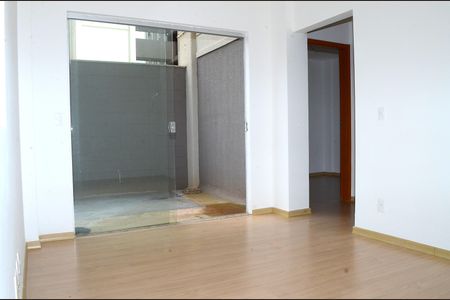 Sala de apartamento para alugar com 2 quartos, 49m² em Goiânia, Belo Horizonte