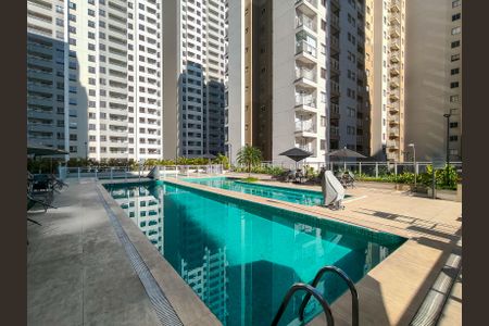 Apartamento para alugar com 52m², 2 quartos e sem vagaÁrea comum - Piscina