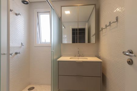 Apartamento para alugar com 90m², 1 quarto e 2 vagasBanheiro da Suíte 