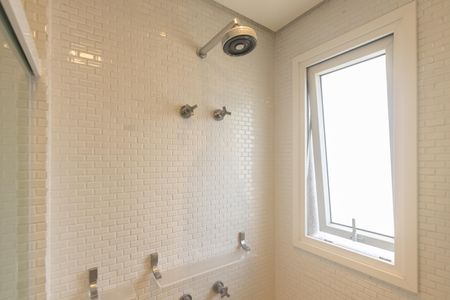 Apartamento para alugar com 90m², 1 quarto e 2 vagasBanheiro da Suíte 