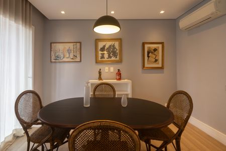 Apartamento para alugar com 90m², 1 quarto e 2 vagasSala