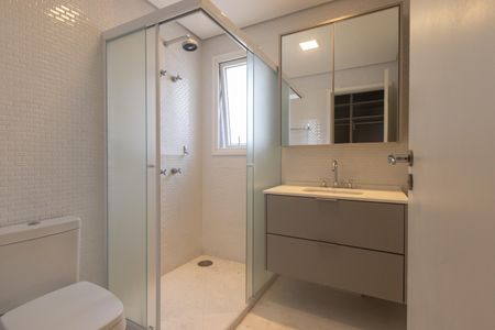 Apartamento para alugar com 90m², 1 quarto e 2 vagasBanheiro da Suíte 