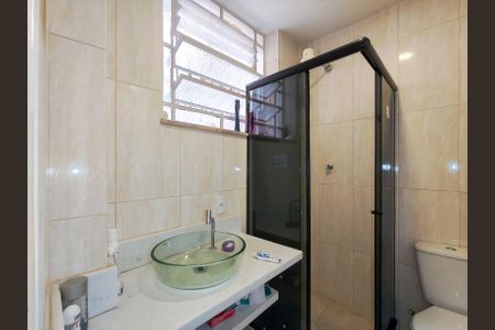 Apartamento à venda com 90m², 3 quartos e 1 vaga Apartamento à venda com 90m², 3 quartos e 1 vagaBanheiro Corredor