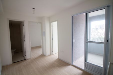 Apartamento para alugar com 31m², 2 quartos e sem vaga Apartamento para alugar com 31m², 2 quartos e sem vagaSala