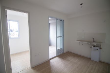 Apartamento para alugar com 31m², 2 quartos e sem vaga Apartamento para alugar com 31m², 2 quartos e sem vagaSala