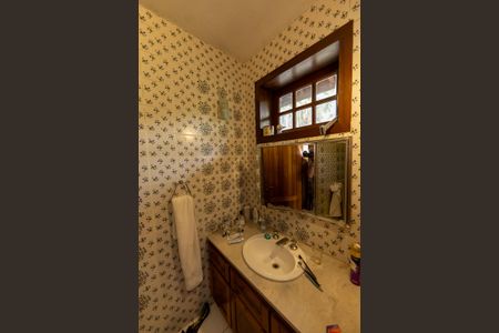 Casa de condomínio à venda com 502m², 6 quartos e 6 vagasBanheiro da Suíte 2