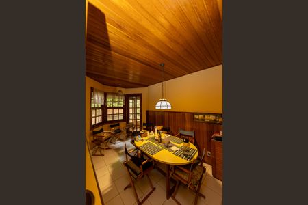 Casa de condomínio à venda com 502m², 6 quartos e 6 vagasCozinha