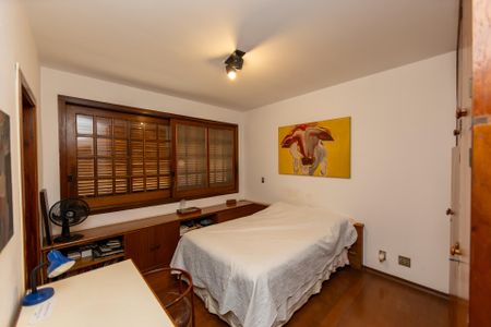 Casa de condomínio à venda com 502m², 6 quartos e 6 vagasSuíte 3