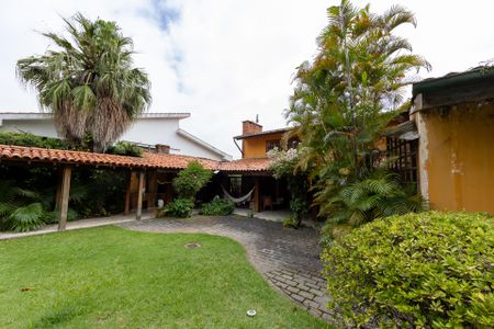 Casa de condomínio à venda com 502m², 6 quartos e 6 vagasQuintal