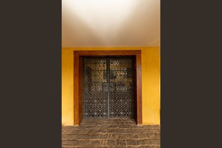 Casa de condomínio à venda com 502m², 6 quartos e 6 vagasPorta de entrada