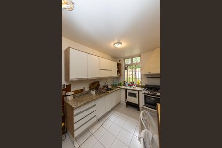 Casa de condomínio à venda com 502m², 6 quartos e 6 vagasCozinha