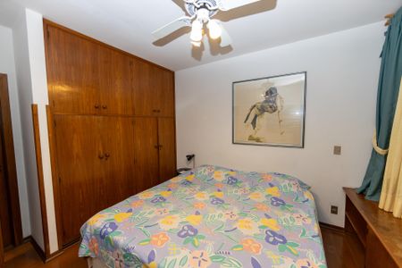 Casa de condomínio à venda com 502m², 6 quartos e 6 vagasSuíte 4