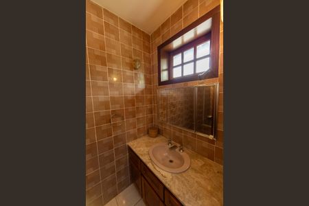 Casa de condomínio à venda com 502m², 6 quartos e 6 vagasBanheiro da Suíte 3