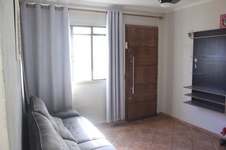 Sala de apartamento à venda com 2 quartos, 51m² em Portal dos Gramados, Guarulhos
